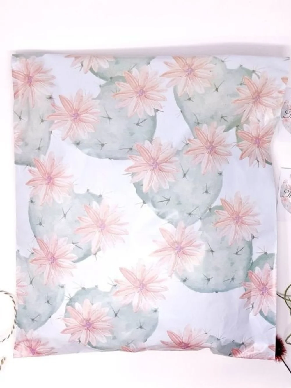 Floral Heart Shape Cactus Pink Polymailers 10×13 (100)